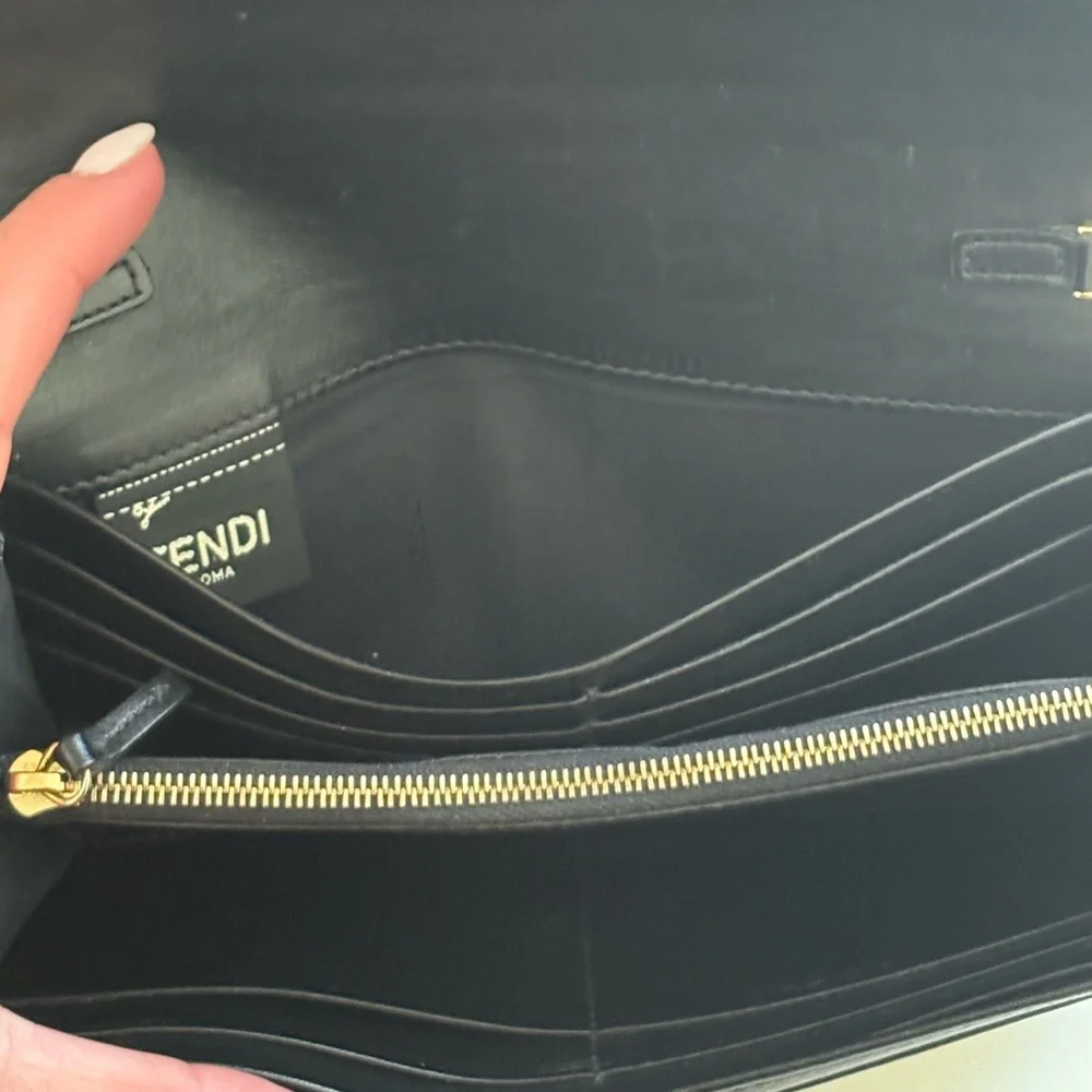 Fendi Black and Gold Crossbody Bag with Envelope Design - Picture 10 of 12